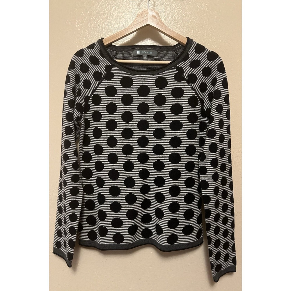 Title Nine Polka Dot Black White Sweater Raglan Sleeves Crew Neck Women's Medium